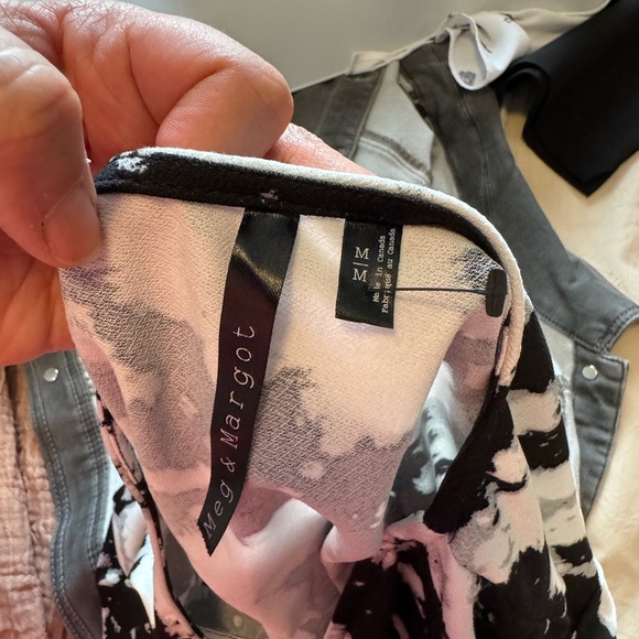 Meg & Margot Tie-Dye Blouse - Picture 2 of 4